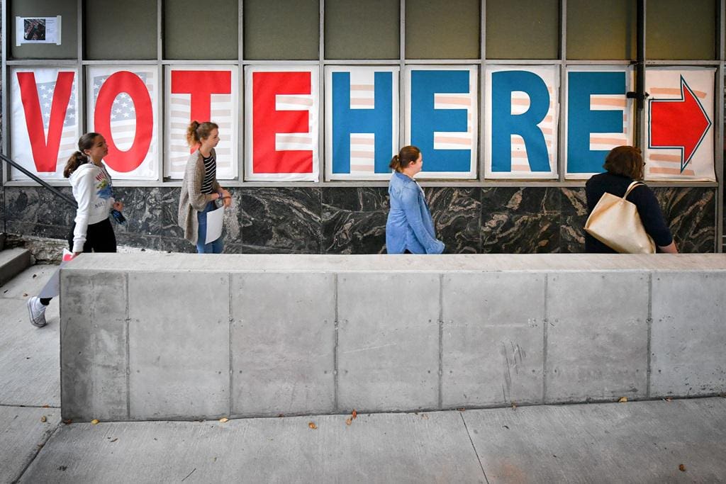 People lining up to vote