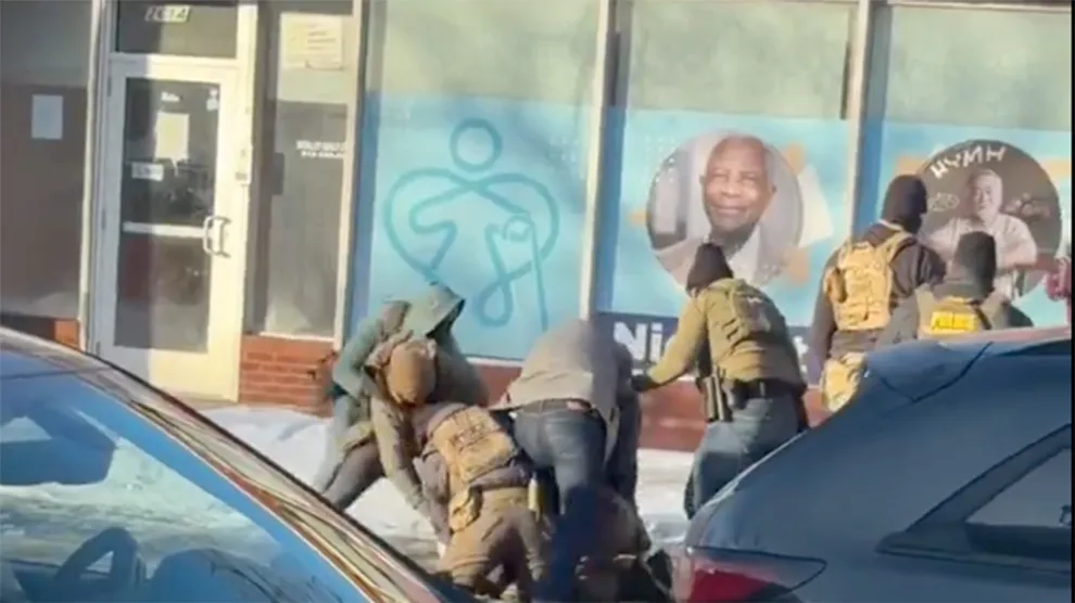 ICE agents brutalize and murder Alex Pretti on the street in Minnesota